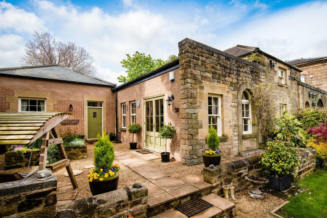 Coach House B & B 阿尼克 外观 照片